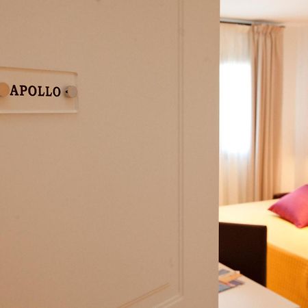 Xenia Hotel Вилласимиус Экстерьер фото